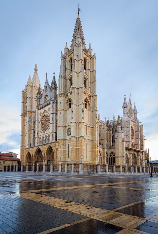 Catedral de León (Foto: David Jiménez / Wikipedia)